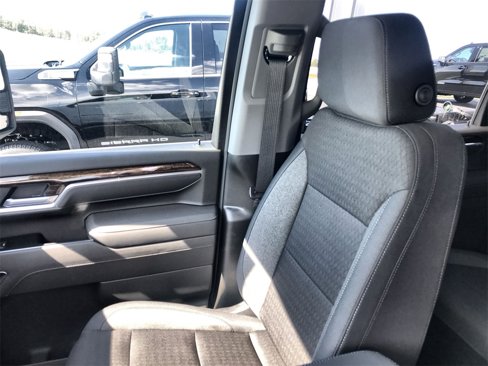New 2026 GMC Sierra 3500 SLE w/ SLE Convenience Package image 22