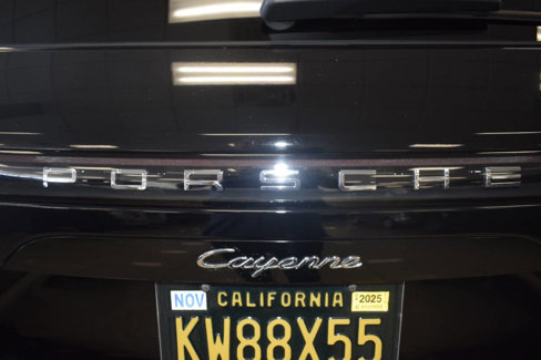 Used 2021 Porsche Cayenne image 14