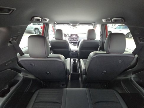 Used 2025 Nissan Pathfinder Rock Creek image 16