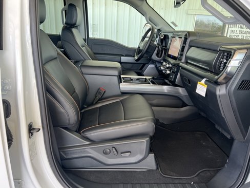 New 2025 Ford F350 Lariat w/ FX4 Off-Road Package image 23