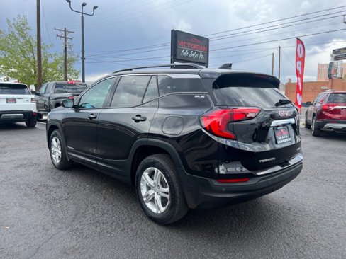 Used 2019 GMC Terrain SLE w/ Driver Convenience Package image 5
