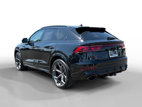 New 2025 Audi RS Q8 performance image 3