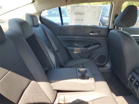 New 2025 Nissan Altima 2.5 SL image 28