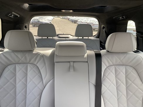 New 2026 BMW X7 xDrive40i image 12