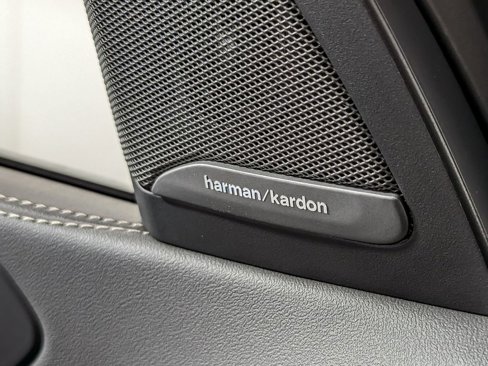 New 2026 BMW X7 M60i image 11