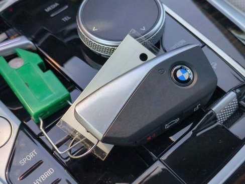 New 2026 BMW X5 xDrive50e image 30
