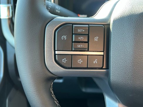 New 2026 Ford F250 Lariat w/ Chrome Package image 37