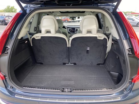 Certified 2025 Volvo XC90 T8 Plus w/ Protection Package Premier image 35