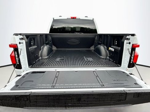 New 2025 Ford F150 Lightning Flash image 27