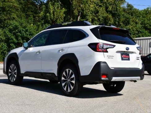 New 2025 Subaru Outback Touring XT image 5
