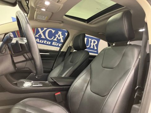 Used 2019 Ford Fusion Titanium image 23