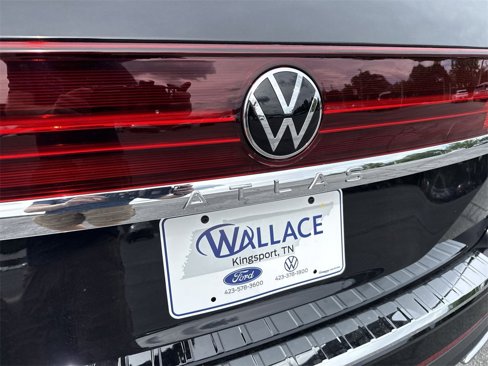 New 2025 Volkswagen Atlas SE image 6