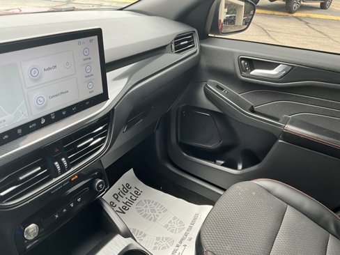 Used 2024 Ford Escape ST-Line w/ Tech Pack #1 image 16