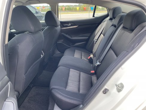 Used 2020 Nissan Maxima 3.5 S w/ Floor Mat Group image 15