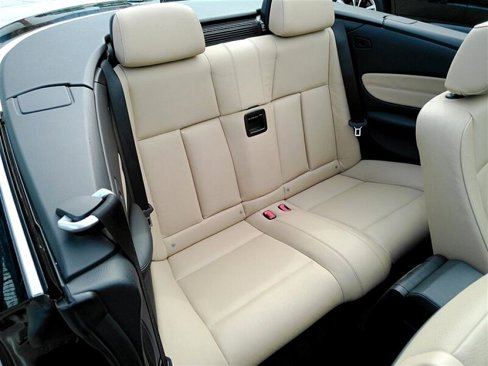 Used 2010 BMW 135i Convertible image 13