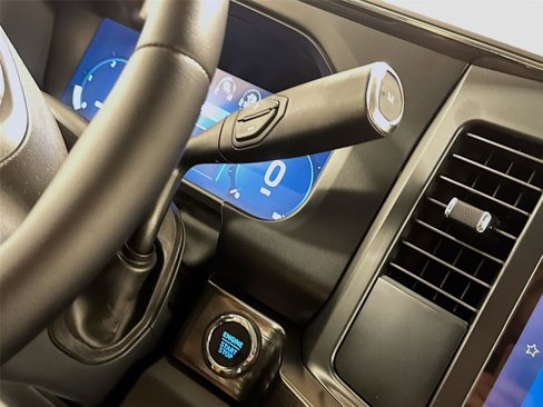 New 2025 Ford F250 Lariat w/ Chrome Package image 16
