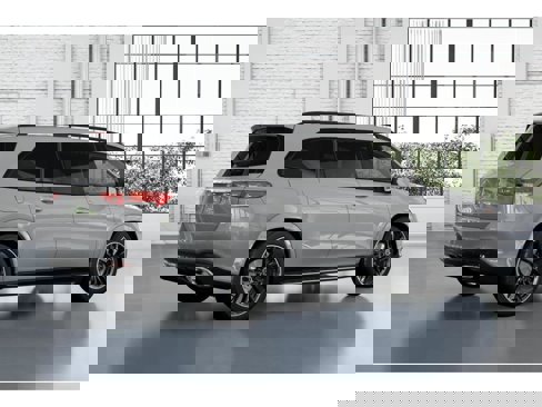 New 2026 Mercedes-Benz GLS 580 4MATIC image 19