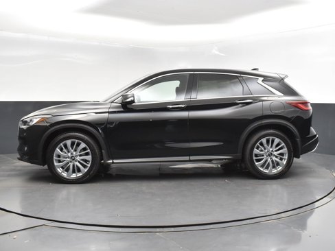 New 2025 INFINITI QX50 Pure image 4