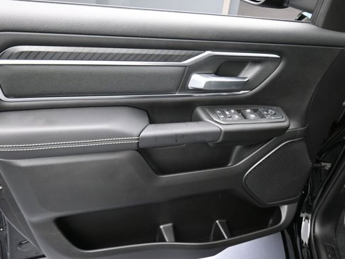 New 2025 RAM 1500 4x4 Crew Cab image 15