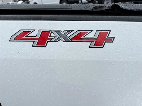 Used 2020 Chevrolet Colorado W/T image 39