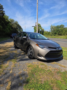 Used 2017 Toyota Corolla LE image 24