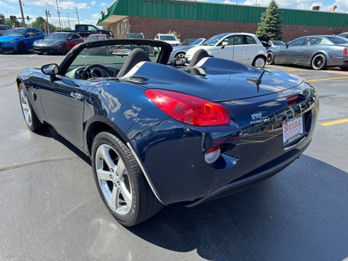 Used 2008 Pontiac Solstice Convertible w/ Preferred Package image 6