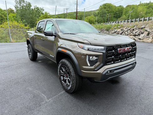 New 2025 GMC Canyon Elevation w/ Convenience Package image 7