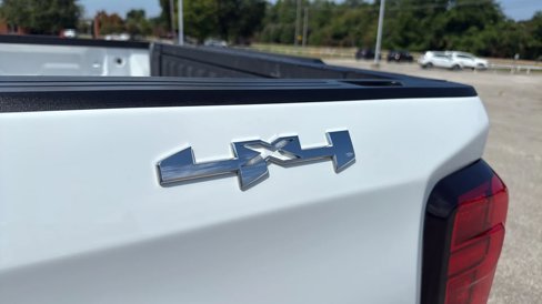 Used 2025 GMC Sierra 1500 SLT image 9