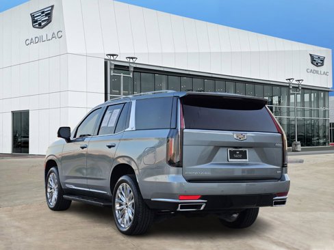 Certified 2024 Cadillac Escalade Premium Luxury image 4