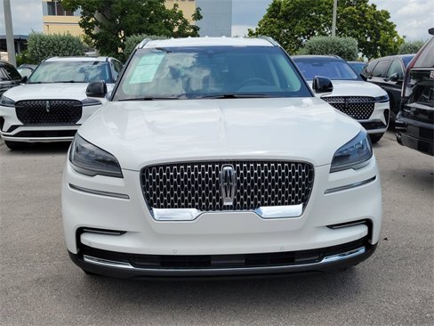 Certified 2023 Lincoln Aviator 2WD image 2