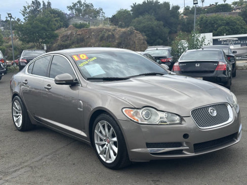 Used 2010 Jaguar XF Luxury image 1
