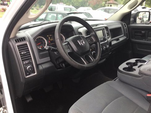 Used 2017 RAM 1500 Express image 10