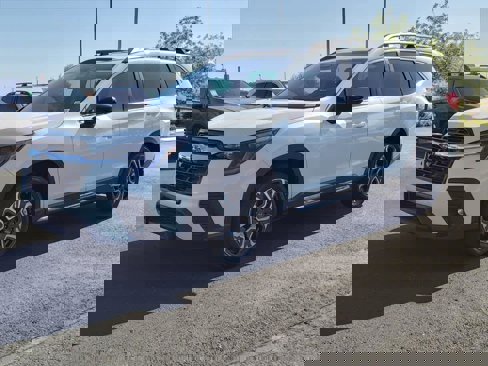 New 2025 Subaru Ascent Limited image 2