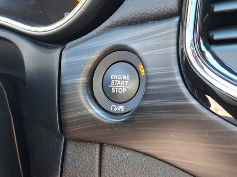 Certified 2020 Jeep Grand Cherokee Altitude image 26