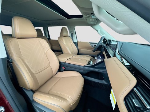 New 2026 INFINITI QX80 Luxe w/ Cargo Package image 32