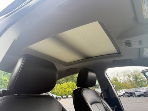 Used 2010 Buick LaCrosse CXL w/ Entertainment Package image 16