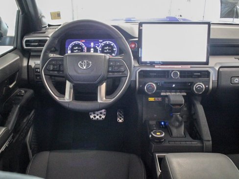 Used 2024 Toyota Tacoma TRD Sport image 11