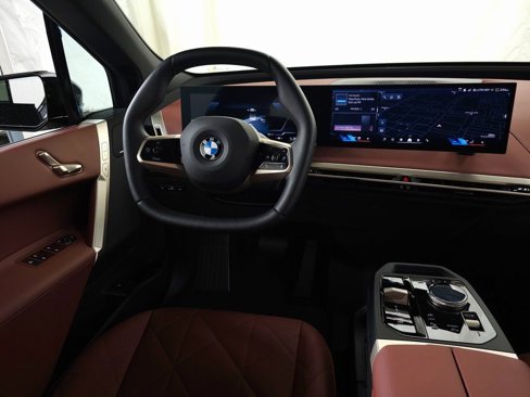 New 2026 BMW iX xDrive45 image 15