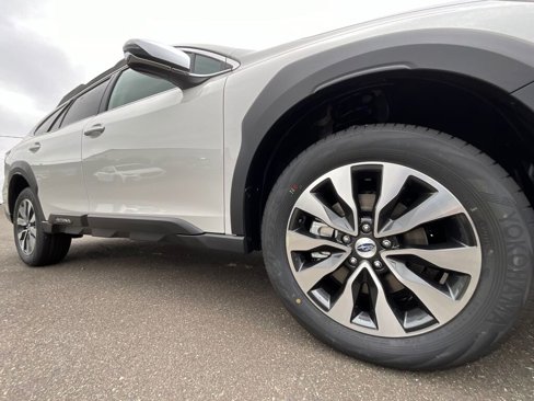 New 2025 Subaru Outback Touring XT image 10