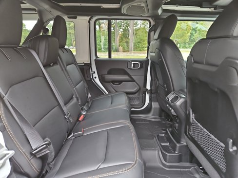 New 2025 Jeep Wrangler Sahara image 17