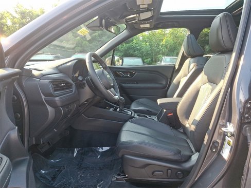 Certified 2025 Subaru Forester Limited image 14