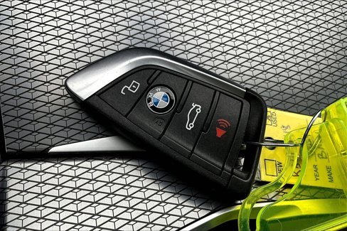 Used 2024 BMW 330i Sedan image 14