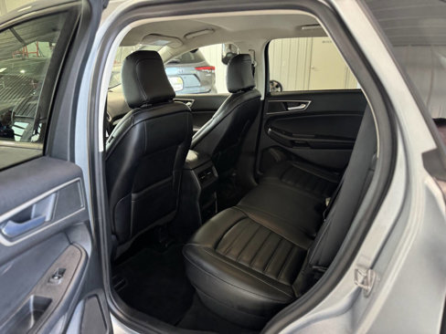 Used 2024 Ford Edge SEL image 14