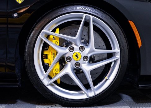 Certified 2020 Ferrari F8 Tributo image 8