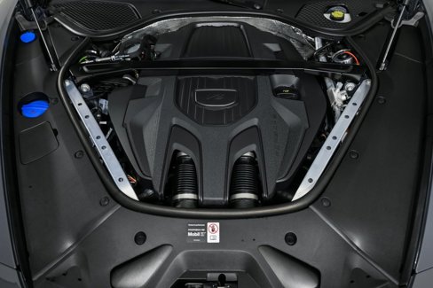 New 2026 Porsche Panamera 4 E-Hybrid image 35