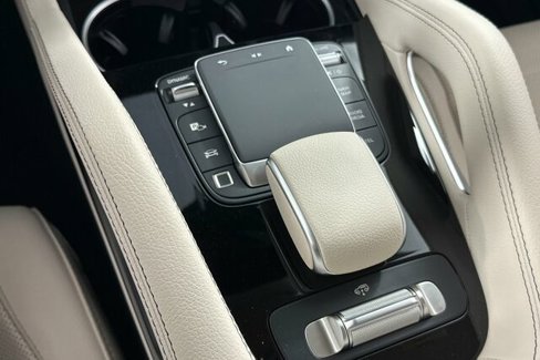 New 2026 Mercedes-Benz GLS 450 4MATIC image 27