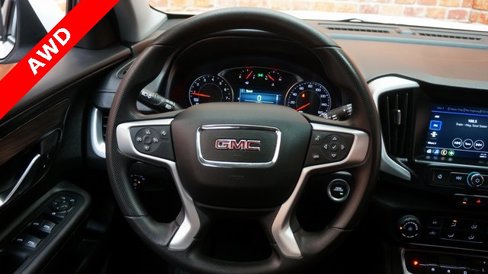 Used 2024 GMC Terrain SLE image 12