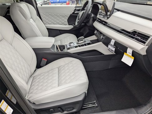 New 2025 Mitsubishi Outlander SEL image 27
