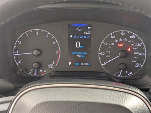 Used 2024 Toyota Corolla Cross LE image 16