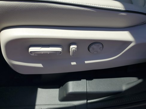 New 2026 Honda Odyssey Touring image 5
